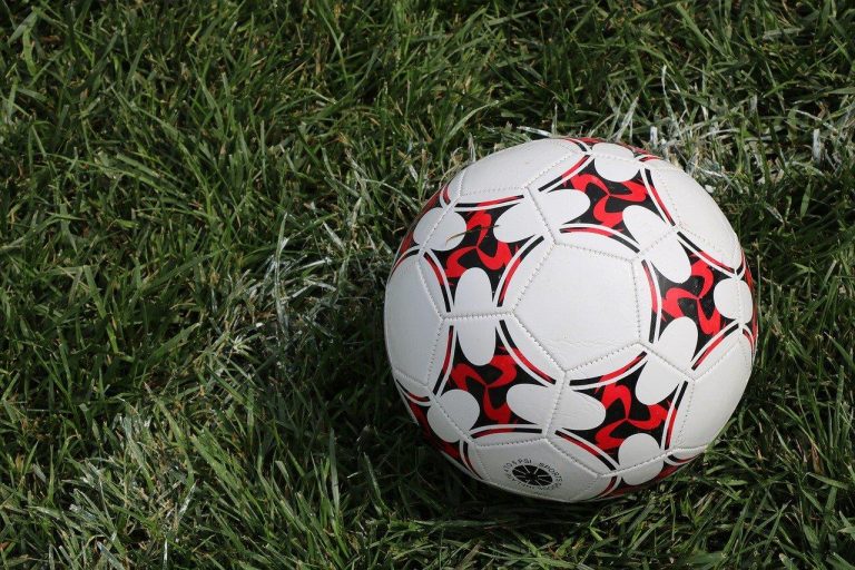 Home Moderne sportaccommodatie met goed onderhouden faciliteiten en duurzame voorzieningen voor training en wedstrijden