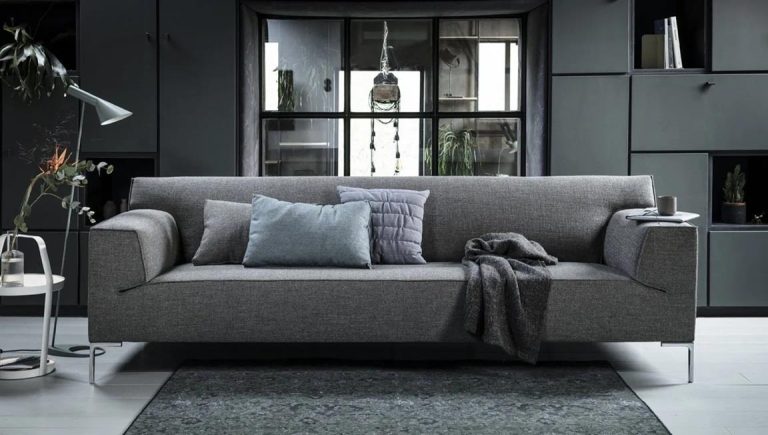 Home Luxe banken in diverse stijlen: klassieke Chesterfield en modern design met fluweel, leer en houten accenten voor een stijlvo