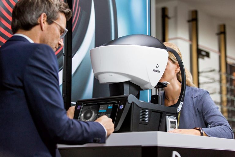 Home Moderne oogmeting apparatuur voor het principe meten is weten, zodat opticiens nauwkeurig oogafwijkingen kunnen detecteren